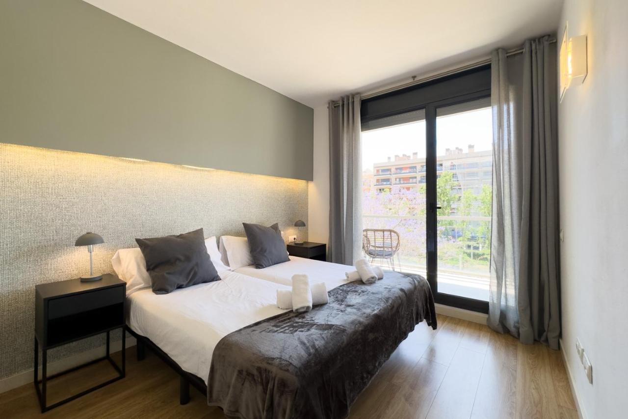 The Lonely Chimney Apartments Barcelona Exterior photo